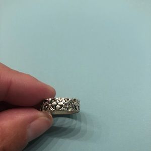 Sterling silver flower ring
